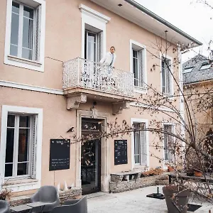 hotel-azteca-barcelonnette.fr-provencehotel.com/