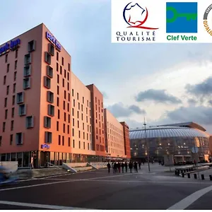 Park By Radisson Lille Grand Stade Отель Вильнёв-д'Аск
